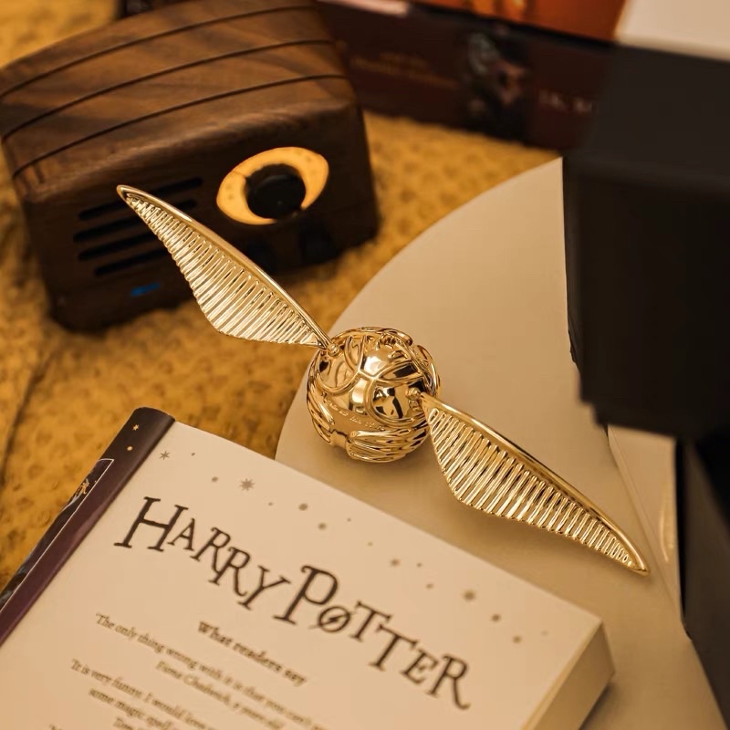 preorder 𝗚𝗼𝗹𝗱𝗲𝗻 𝗦𝗻𝗶𝘁𝗰𝗵 ลูกโกลเด้นสนิช งานพรีเมี่ยม กล่องเครื่องประดับ กล่องแหวนแต่งงาน Harry แฮร์รี่พอตเตอร์