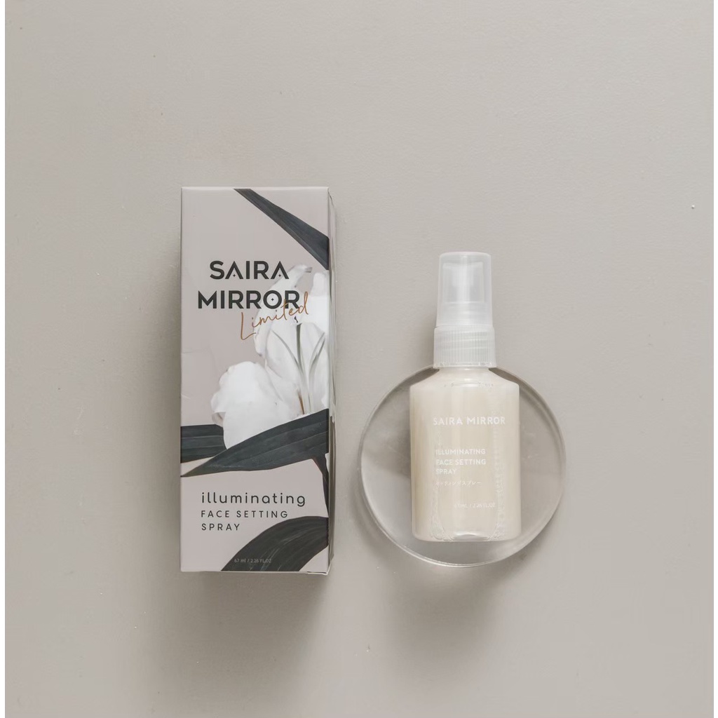 สเปรย์น้ำแร่ผสมเนื้อชิมเมอร์วิ้ง สีขาว (ลิลลี่ขาว White Lily) Saira Mirror Illuminating Face Setting