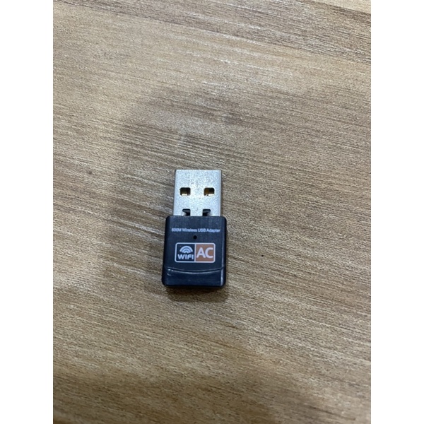 USB Wifi รับได้ทั้งความถี่ AC 2.4 GHz และ 5 GHz
