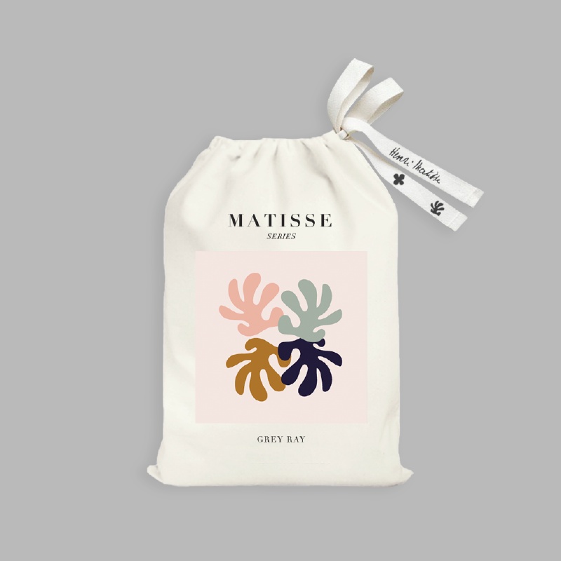 HENRI MATISSE 'THE CUT-OUT' String Bag กระเป๋าเครื่องเขียน ถุงหูรูด