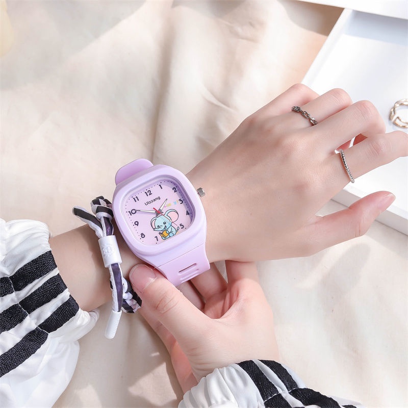 นาฬิกาข้อมืออิเล็กทรอนิกส์ ทรงสี่เหลี่ยม ขนาดเล็ก ลายยูนิคอร์นน่ารัก แฟชั่นทันสมัย สําหรับสตรี