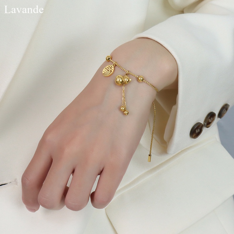 Lavande สร้อยข้อมือเหล็กไทเทเนียมสไตล์จีนสไตล์ชาติพันธุ์โชคดีมะระ Lucky ตัวอักษรสร้อยข้อมือดึงออกหญิงเหล็กไทเทเนียมเครื่องประดับไม่ซีดจาง Z1P2
