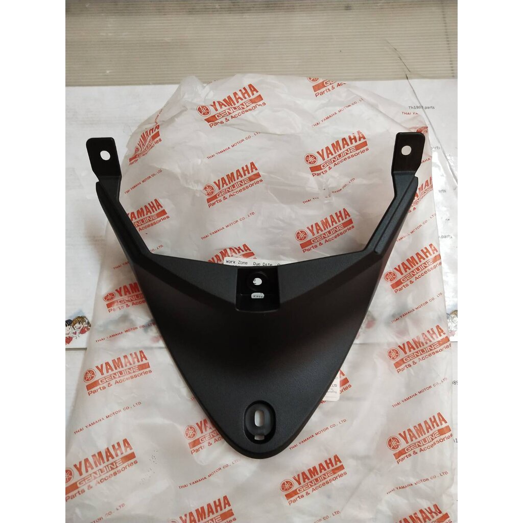 ฝาครอบแผ่นรองพักเท้าสีดำ ฟีโน่หัวฉีด FINO FI , FINO115i อะไหล่แท้ YAMAHA 1YC-F7486-00 รหัสใหม่ 1YC-F