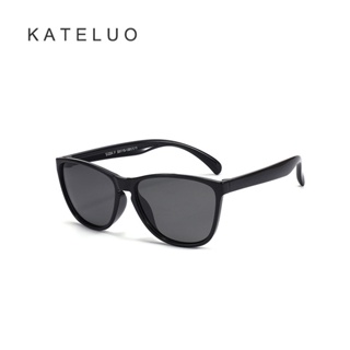 Kateluo แว่นตากันแดดแฟชั่น เลนส์โพลาไรซ์ ทรงสี่เหลี่ยม สไตล์วินเทจ คลาสสิก UV400 สําหรับเด็กผู้ชาย ผู้หญิง 8304