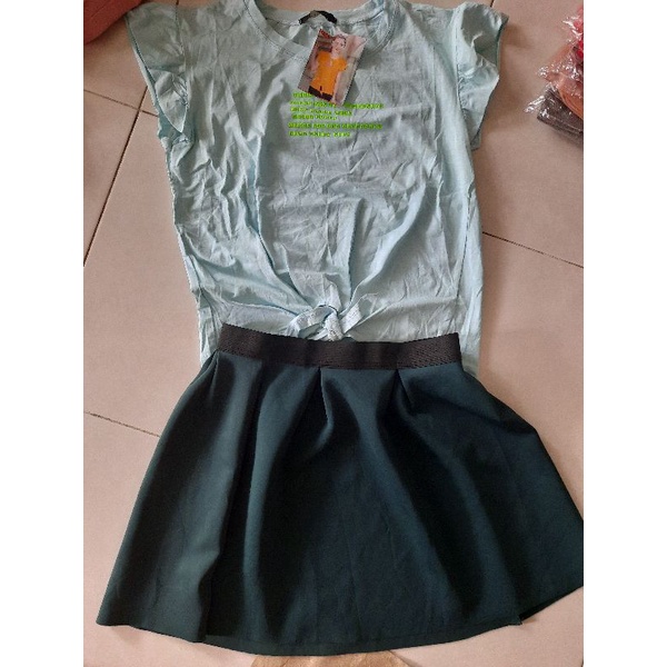 ชุดลําลองแฟชั่นเวียดนาม mini skrit พร้อมเสื้อเบลาส์