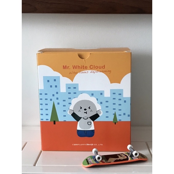 011-Fluffy house the soft landing of skater cloud