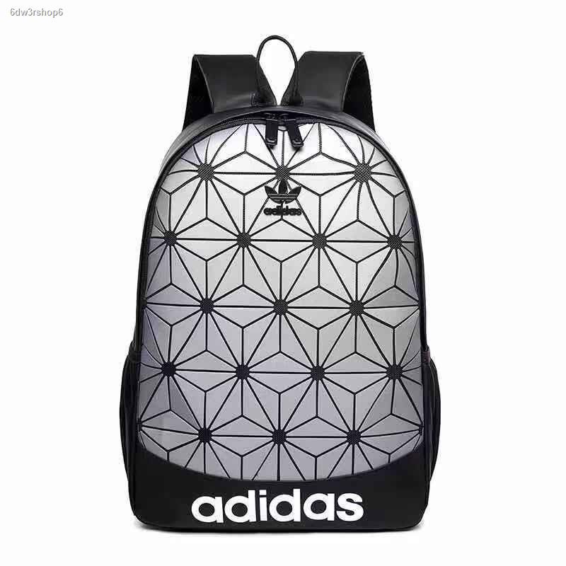 ส่งตรงจากกรุงเทพกระเป๋า อาดิดาส มาใหม่ สีสวย รุ่นหายาก พร้อมส่งจากไทยจ้า Adidas Originals 3D Backpack ad12