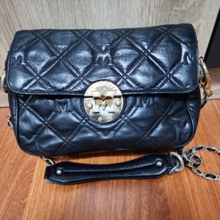 Metro City Crossbody caviar leather Limited