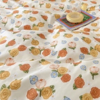 ผ้าคอตตอน 100% ทอทวิล ผ้าเมตร พิมพ์ลายดอกไม้ หน้ากว้าง2.35 เมตร