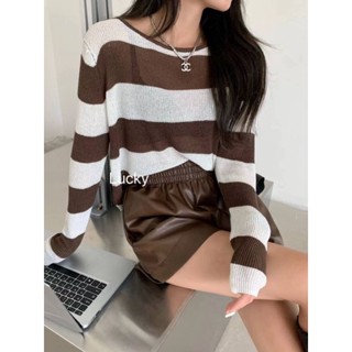 New 🐈‍⬛ เสื้อไหมพรมผ้าบางลายริ้วใหญ่ งานนำเข้า แบบน่ารัก Basic Style ใส่ง่าย ใส่สบาย ไม่มี Out       #89611