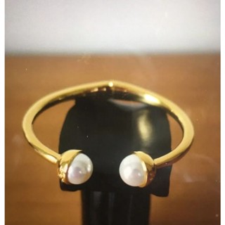 Tory Burch Gold Plated Brass Pearl Ivory Hinge Cuff Bracelet ทองแท้16k