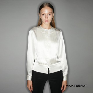 VICKTEERUT Long Sleeve Tuck Pleat Blouse เสื้อแขนยาว ตีเกล็ด