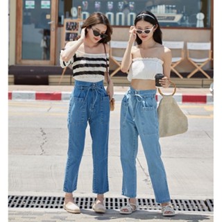 [โค้ด EQJPC4] Sis 532 Lollipops high-waisted mom jeans with rope - Blue/Dark blue