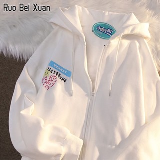 Ruo Bei Xuan เสื้อกันหนาวคลุมด้วยผ้าสำหรับผู้หญิงเกาหลีคลุมด้วยผ้าเบสบอลเครื่องแบบไขมันหลวมแฟชั่นขนาดใหญ่พิมพ์คาร์ดิแกนแจ็คเก็ตเสื้อกันหนาวสบายๆ