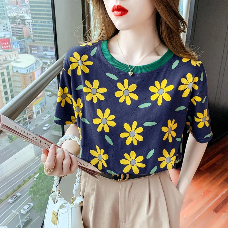 SUNDAY2020 เสื้อแขนสั้นคอกลม ลายดอกไม้สีเหลือง ผ้านุ่มสบาย thumbnail 8
