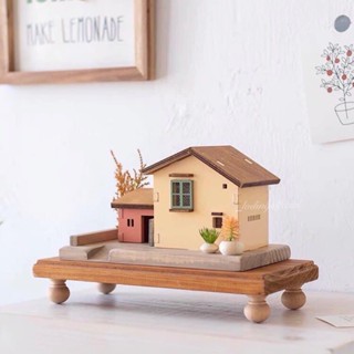 Yellow house ornament บ้านไม้พร้อมไฟ