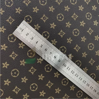 หนังเทียมpvc ลายแบรนด์GCคลาสสิค เกรดพรีเมี่ยม ผ้ากันน้ำ กันความร้อน ผ้าปูโต๊ะ หุ้มเบาะมอเตอร์ไซด์ ผ้าเอนกประสงค์