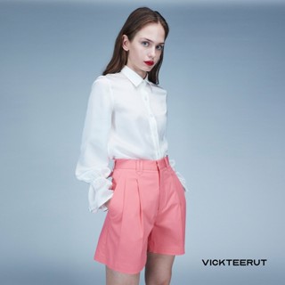 VICKTEERUT Front Pleated Shorts กางเกงขาสั้น จีบหน้า