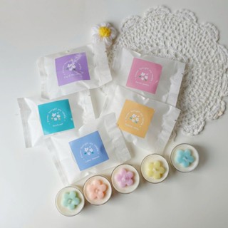 *พร้อมส่ง* เทียนหอมไขถั่วเหลืองTea Light รูปวงกลมตกแต่งดอกไม้ พร้อมซองซีลน่ารักสีพาสเทล