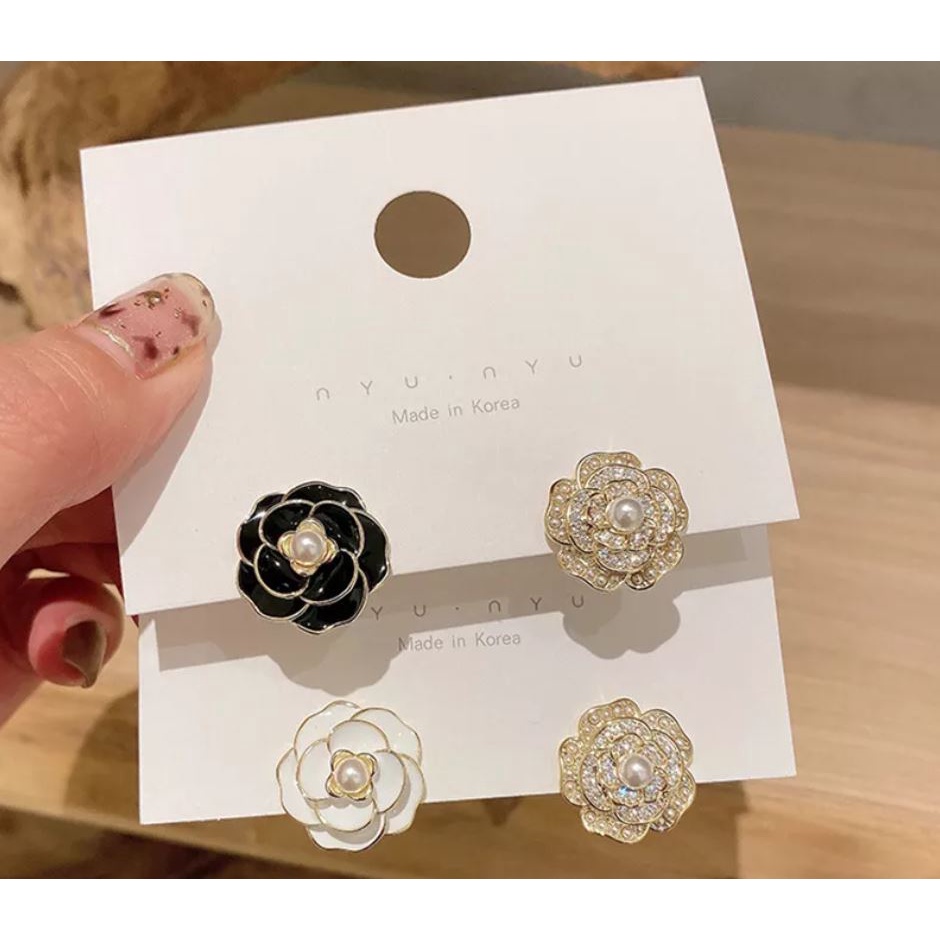 ต่างหู ต่างหูแฟชั่น ต่างหูก้านเงิน ลายแฟชั่น น่ารัก ใส่ได้หลายโอกาส ต่างหูกุหลาบ