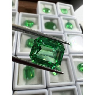 Lab columbian emerald7.70 carats 10x12