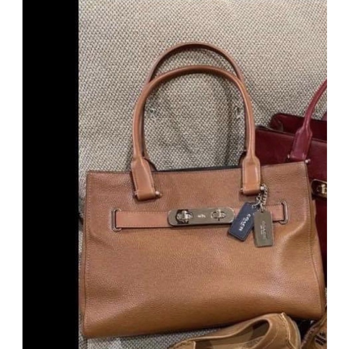 sale!!!! กระเป๋า COACH แท้มือสอง