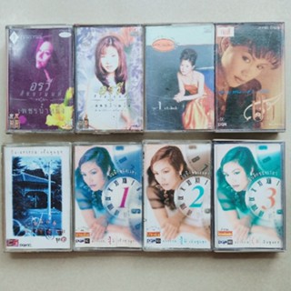 เทปคาสเซ็ตเทปเพลงสองศิลปินสาว อรวี สัจจานนท์, ปุ้ม อรวรรณ เย็นพูนสุข ( Cassette 2054240965 )