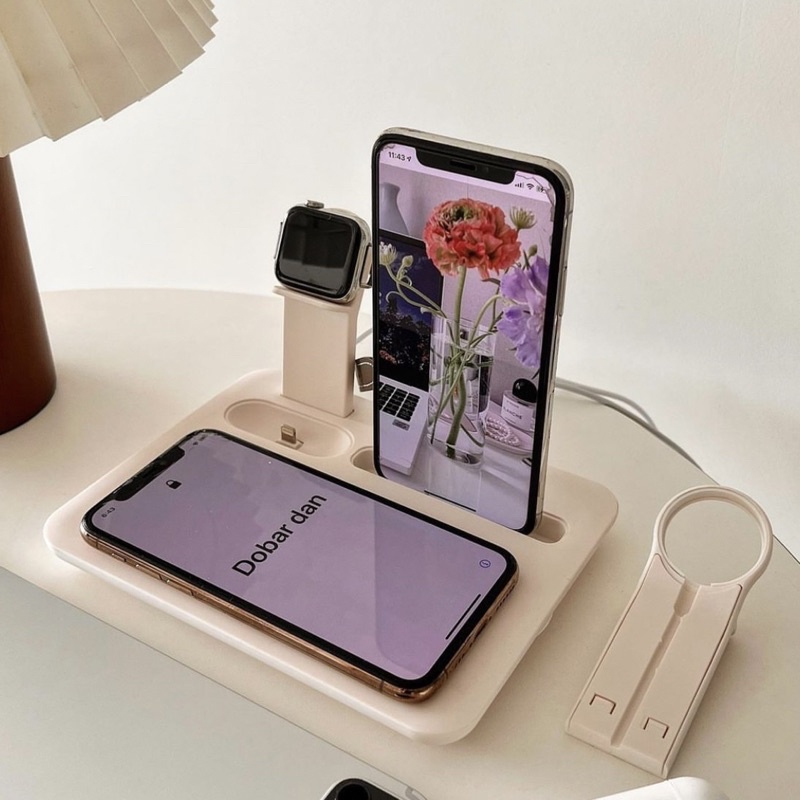 พร้อมส่ง ดำ [Mewland] C6 6-in-1 Charger: ที่ชาร์จตั้งโต๊ะ สามารถชาร์จได้ถึง 6 device จาก