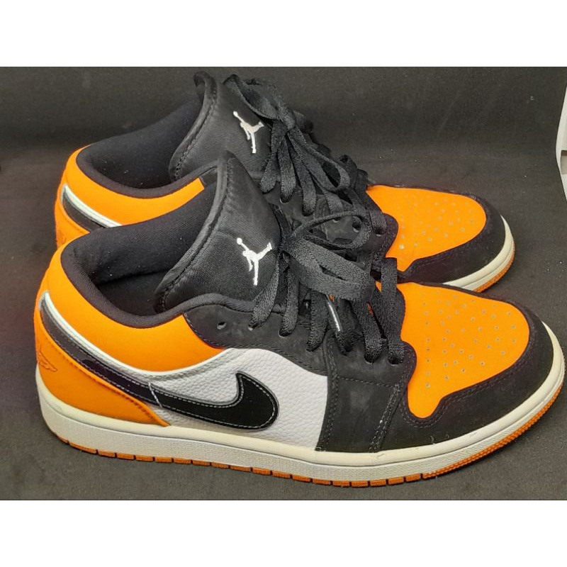 รองเท้ามือสอง Nike Jordan1 Low Shattered Backbord สีส้ม 41/26.0 cm.🔥ราคาล้างบ้านวันสุดท้าย 23-12-65🔥