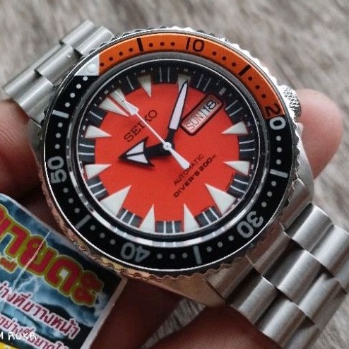 Seiko SKX Mod Monster The Fang Orange