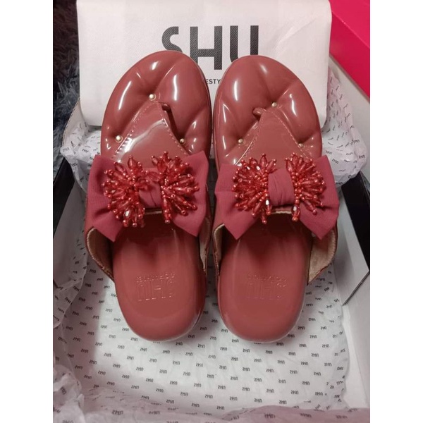 รองเท้าSHU size35/ สีชมพูกลีบบัว(ชู โซฟา)
