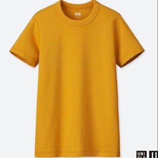 เสื้อยืด Uniqlo U สีเหลือง size S มีตำหนิรอยเลอะ