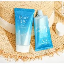 ครีมกันแดดบีโอเร Biore UV Aqua Rich Watery Essence SPF 50+PA++++