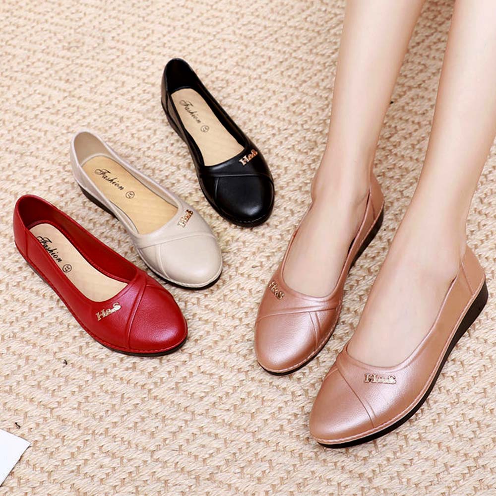 𝑳𝒂𝒆𝒊 𝒃𝒂𝒈&𝒔𝒉𝒐𝒆𝒔👠 รองเท้าคัชชูส้นหนา หัวแหลม ประดับหมุด H&S หนังเงาพื้นยางนิ่ม สีพื้น 4 สี
