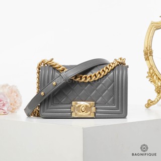 CHANEL BOY 8 GREY CAVIAR GHW