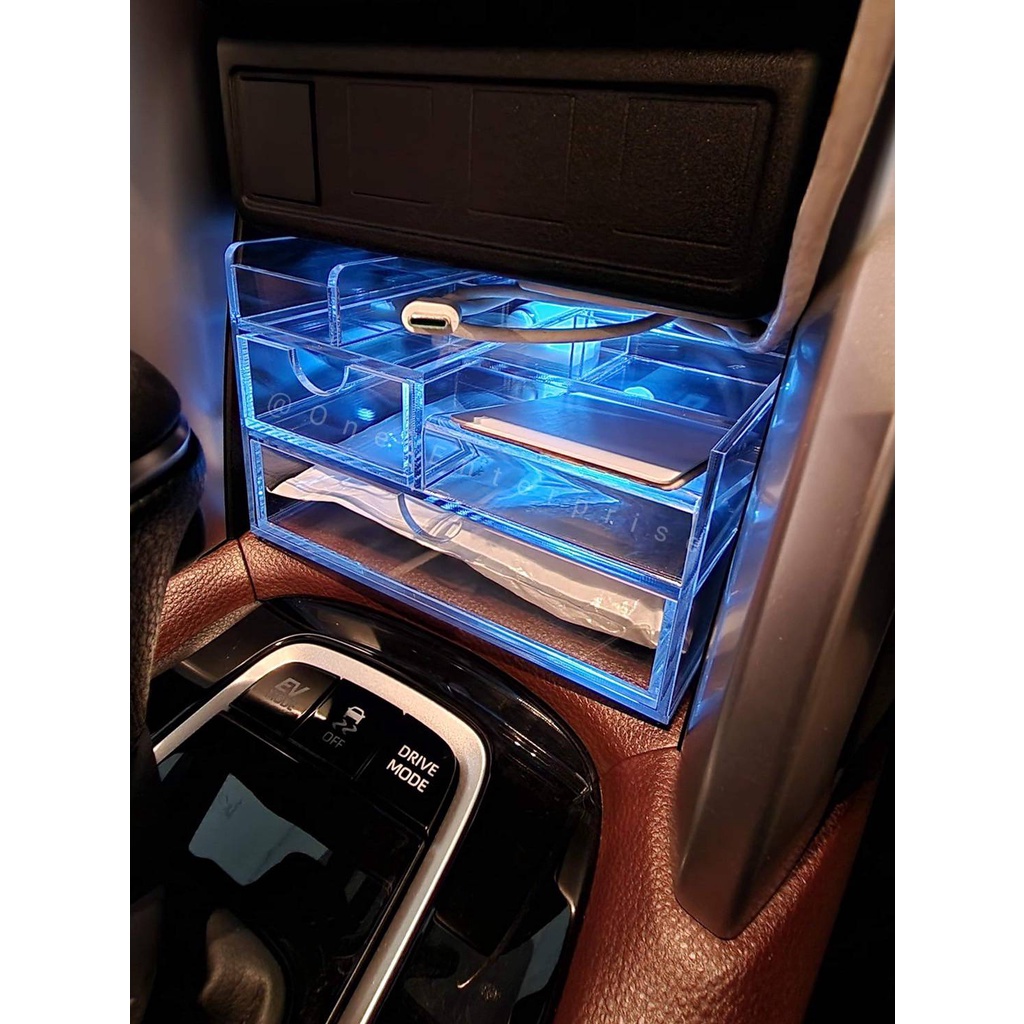 กล่องเก็บของหน้ารถยนต์ รุ่น Toyota Corolla Cross