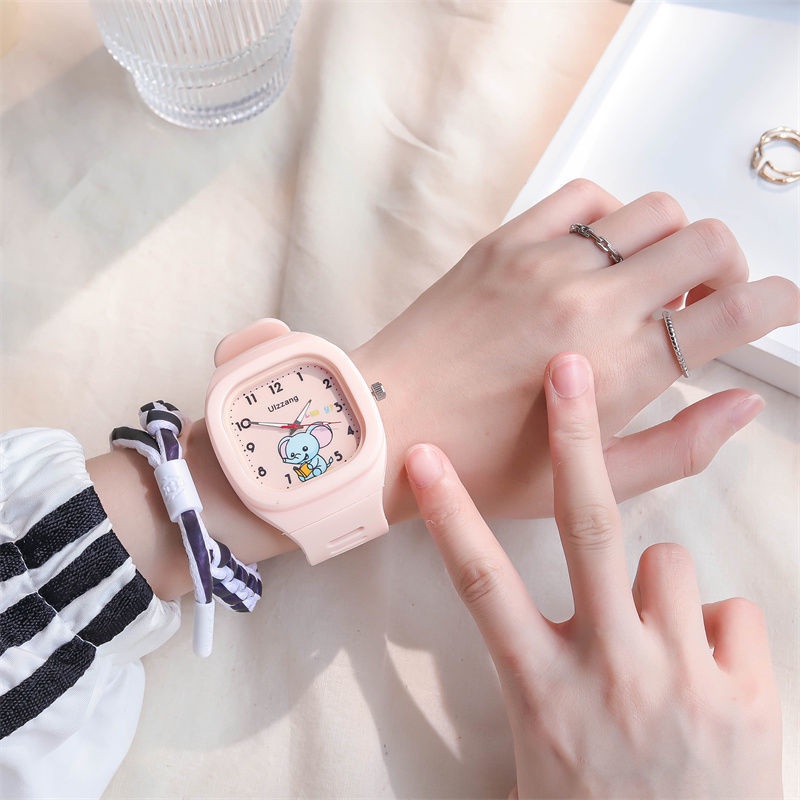 นาฬิกาข้อมืออิเล็กทรอนิกส์ ทรงสี่เหลี่ยม ขนาดเล็ก ลายยูนิคอร์นน่ารัก แฟชั่นทันสมัย สําหรับสตรี