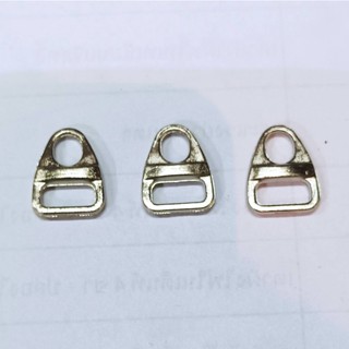 หางซิป สามเหลี่ยมเล๊ก ใช้สำหรับหัวเบอร์ 5 ( 1 แพ๊ค 100 ตัว )