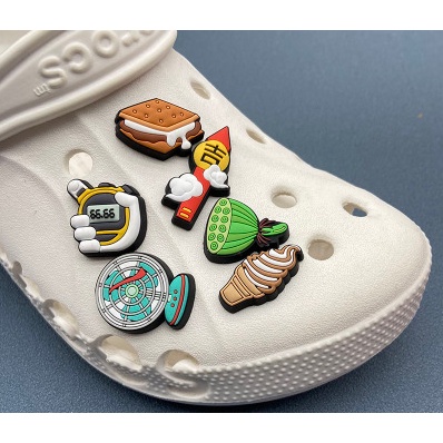 CROCS ใหม่-(jibbitz Charms)/รองเท้าแตะ (คุณภาพสูง)/ ชุดจิบบิทซ์/โครค จิบบิทซ์/วันเกิด ของขวัญ