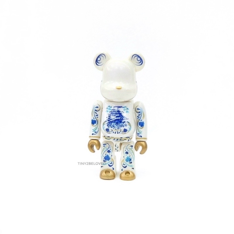 Be@rbrick​ 100​% series​ 20