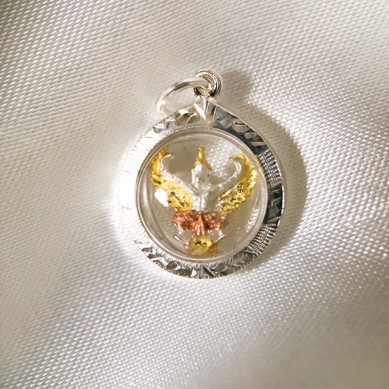 จี้พญาครุฑงานเงินแท้92.5%มีสีเงินสีทองสีสามกษัตริย์งานส่งออกราคาโรงงาน