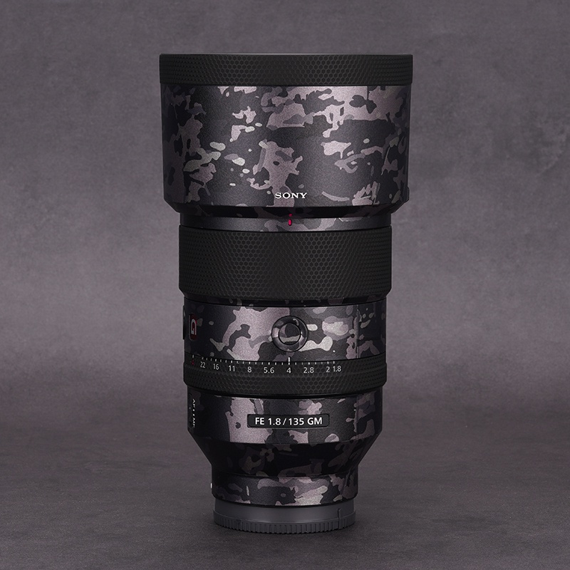 สติกเกอร์ฟิล์มคาร์บอนไฟเบอร์ ลายพราง ป้องกันเลนส์กล้อง 3M สําหรับ Sony FE135  F1.8GM