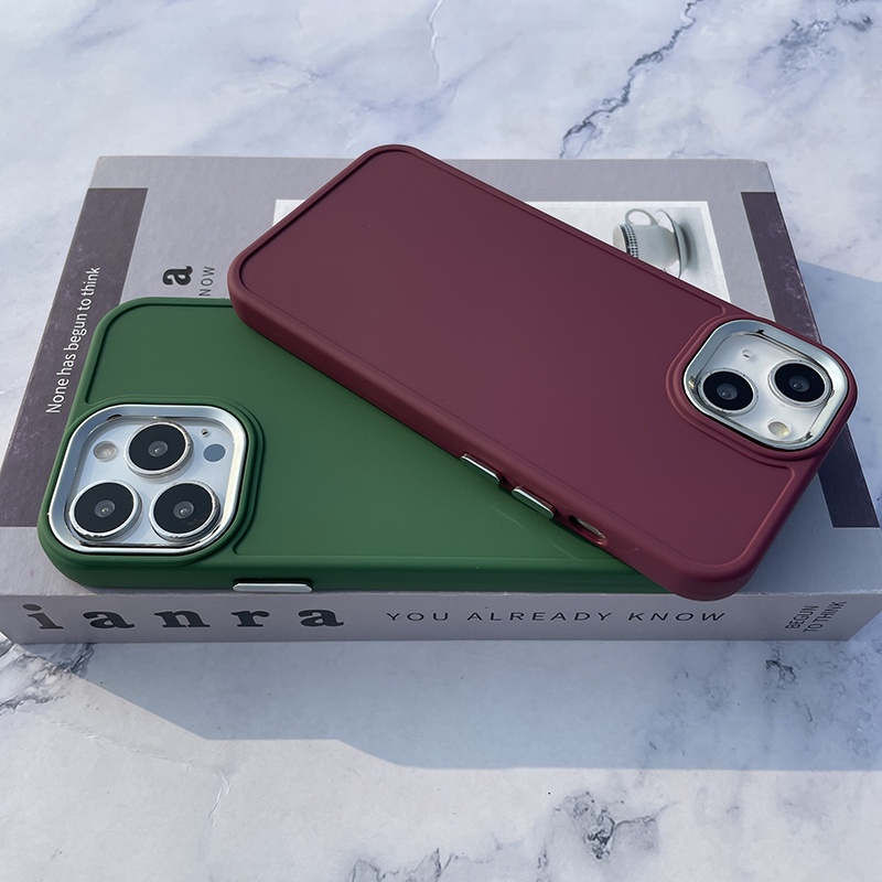 เคสโทรศัพท์มือถือ TPU นิ่ม สีแดง สีเขียว กรอบสีเงิน สําหรับ iPhone 15Promax 15 15Pro 15Plus 11 12 14Pro 12Pro 13 14 13Pro 13Promax 11Promax 14Promax xs xsmax 12Promax Xr 14Plus