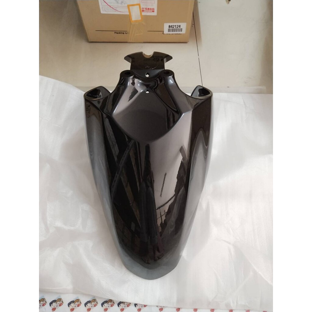 บังโคลนหน้าสีดำ GRAND FILANO 2015 อะไหล่แท้ YAMAHA 2BL-F1511-00-P1