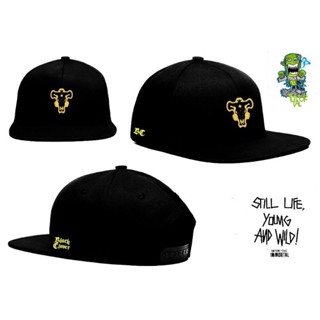 หมวก Snapback ปักลายอนิเมะโคลเวอร์ สีดํา