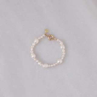 Bloomsnoon, Terra Bracelet กำไลข้อมือมุก (18k gold plated)