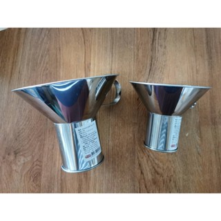 กรวยกรอกก๋วยเตี๋ยว​สแตนเลส​ ใหญ่5.5นิ้ว/เล็ก4.5นิ้ว ตราV-One