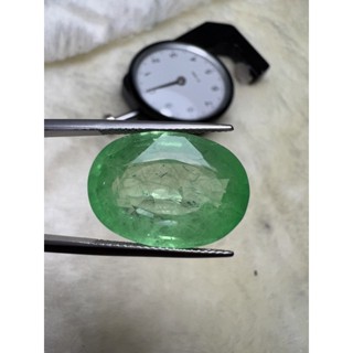 Lab corundum Green emerald weight 24 carats 20x15mm