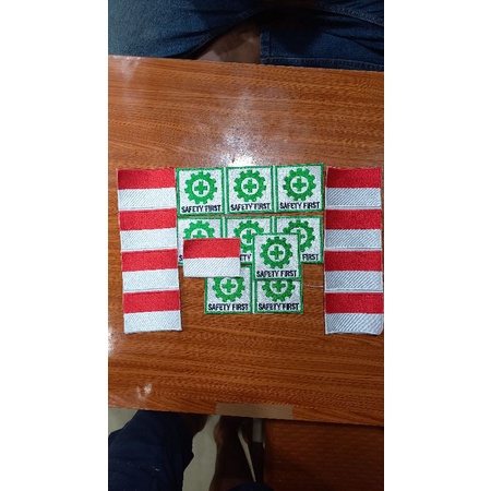 MERAH สีฟ้าและสีขาว FLAG BET AND SAFETY FLAG BET/K3