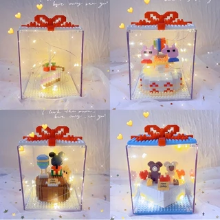 DIY บล็อกตัวต่อเค้กวันเกิด น่ารัก ตัวต่อ ซานต้า มนุษย์หิมะ รายการ บล็อกของเล่น ของขวัญวันเกิด พร้อมไฟ คริสมาสต์